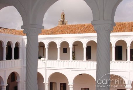 Llerena presenta las actas de las IX Jornadas de Historia 